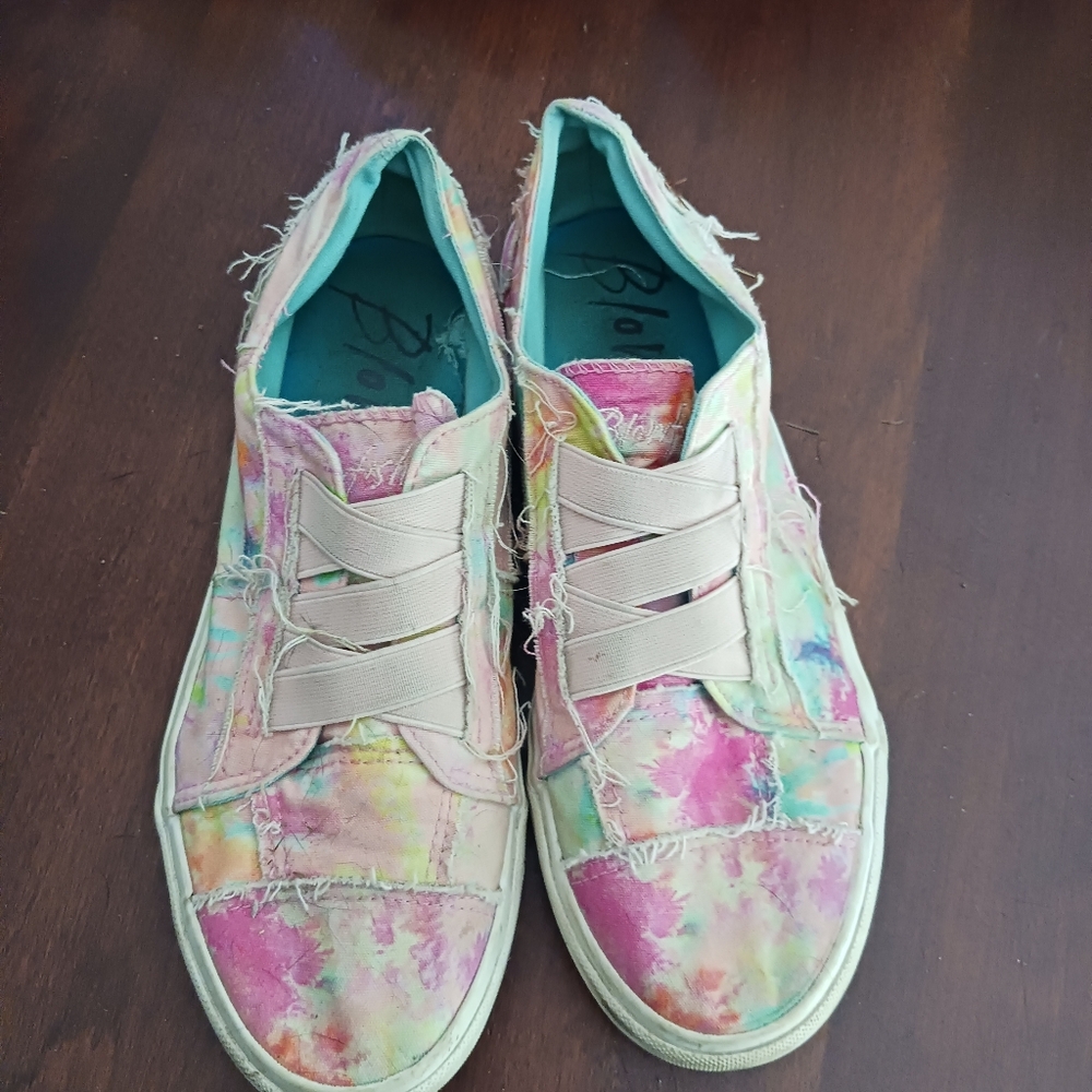 Blowfish Malibu Colorful Tie-Dye Sneakers